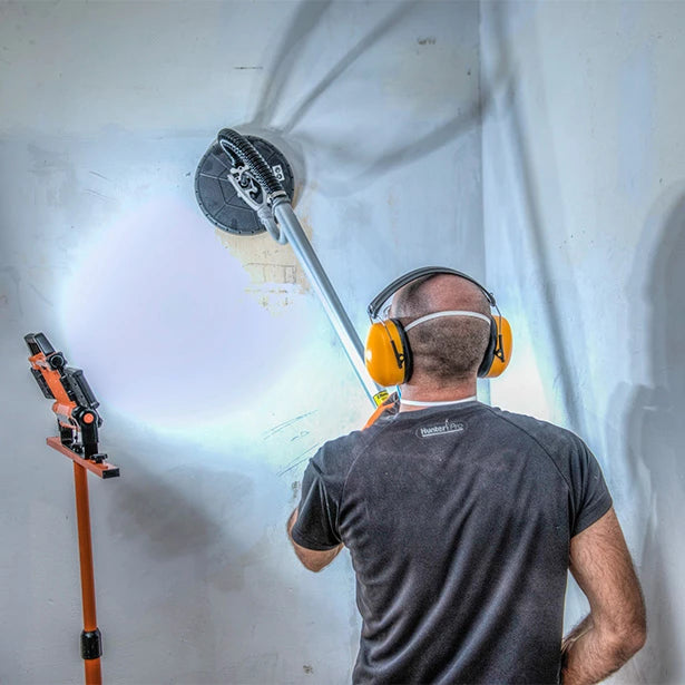 מלטשת קירות 9" Hunter 100500-010 710W - מבט נוסף 2