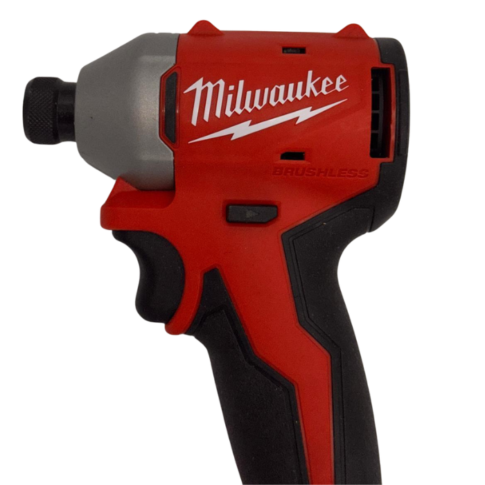 סט מברגות 18V שתי סוללות 2AH ומטען milwaukee 3692-22 - מבט נוסף 2