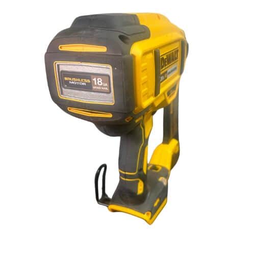 אקדח מסמרים 20V (גוף בלבד) DeWALT DCN680 - מבט נוסף 4