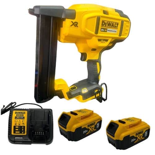 אקדח סיכות 18V שתי סוללות 5HA ומטען DCN681 DeWalt DCN681-2-5