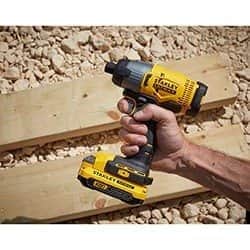 אימפקט 18V שתי סוללות 4AH ומטען STANLEY SFMCF810D2K STANLEY FATMAX - מבט נוסף 4