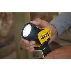 פנס לד 18V (גוף בלבד) STANLEY SFMCL020B STANLEY FATMAX - מבט נוסף 5