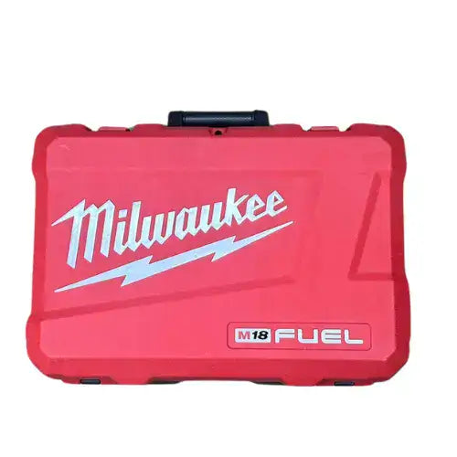 מזוודה אדומה מילווקי milwaukee Milwaukee red