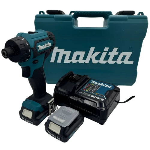 מקדחה  12V שתי סוללות 1.5Ah ומטען Makita DF033DSYE