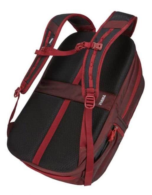 תיק גב בורדו דגם SUBTERRA למחשב נייד 15.6 מבית THULE - מבט נוסף 5