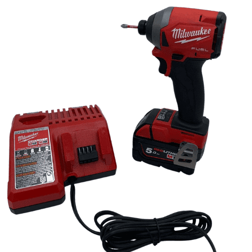 אימפקט 18V שתי סוללות 5AH ומטען 2853-20 Milwaukee