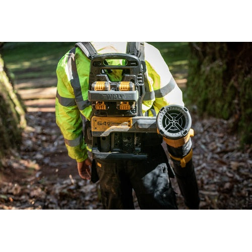 מפוח עלים גב DeWALT DCMBBL800N גוף בלבד - מבט מאחור